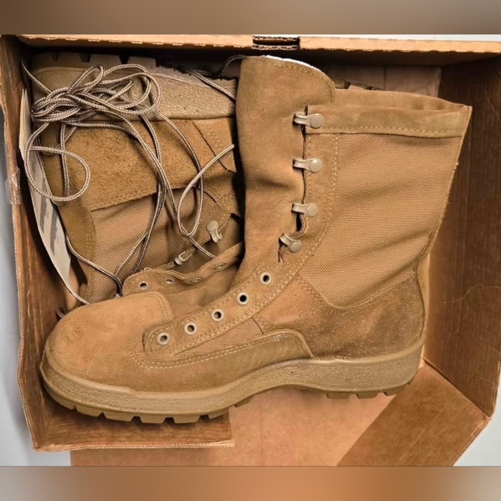 McRae Footwear Army Combat Boots Gortex temperate weather Mens 10.5 R Tan